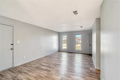 1405 Inis St, Altus, OK 73521 photo 3