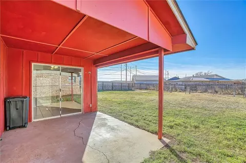 1405 Inis St, Altus, OK 73521 photo 12