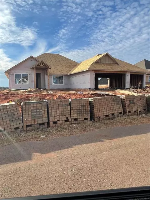 2803 Sherwood Ct, Newcastle, OK 73065