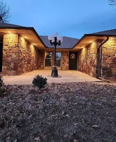 29904 Lake Dr, Mcloud, OK 74851 photo 2