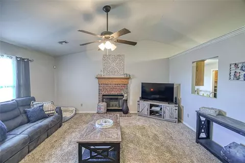 109 NW Jordan Way, Cache, OK 73527 photo 8