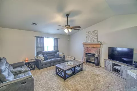 109 NW Jordan Way, Cache, OK 73527 photo 7