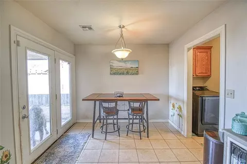 109 NW Jordan Way, Cache, OK 73527 photo 14