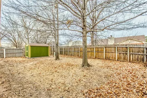 1924 Pendleton Dr, Norman, OK 73072 photo 24