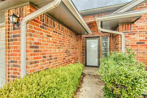 1924 Pendleton Dr, Norman, OK 73072 photo 3