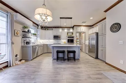 2833 SW 109th St, Oklahoma City, OK 73170