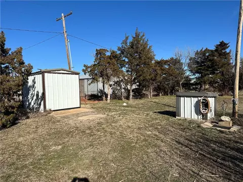 113 6th St, Headrick, OK 73549 photo 5