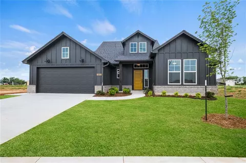 721 Caladium Dr, Yukon, OK 73099