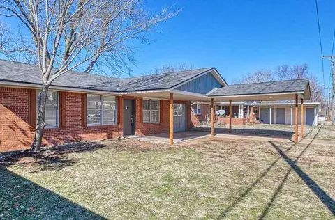 817 N 4th Ave, Purcell, OK 73080
