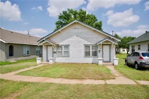 518 N Bradley Ave, Weatherford, OK 73096