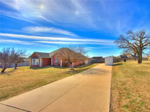 1793 Ruby Dr, Blanchard, OK 73010 photo 4