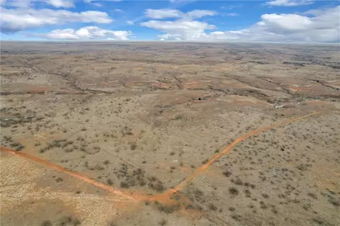 100 N County 1740 Rd, Erick, OK 73645 photo 8