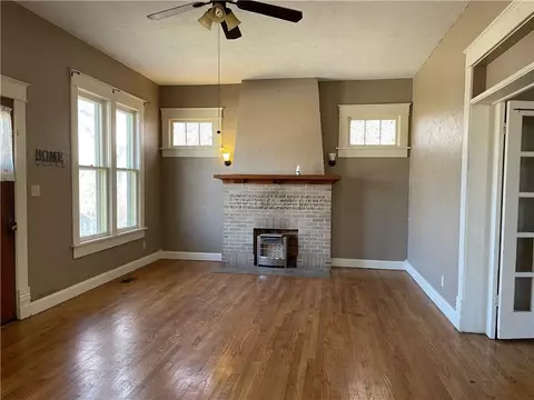 601 E Mansur Ave, Guthrie, OK 73044 photo 4