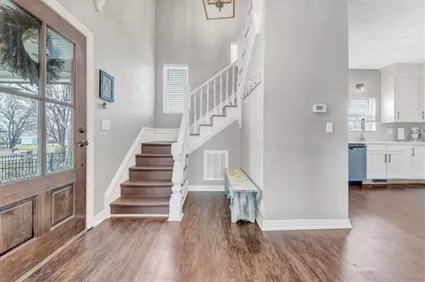 510 E Springer Ave, Guthrie, OK 73044 photo 4