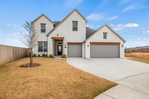 808 Caladium Dr, Yukon, OK 73099