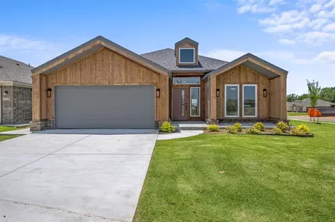 13332 SW 5th St, Yukon, OK 73099