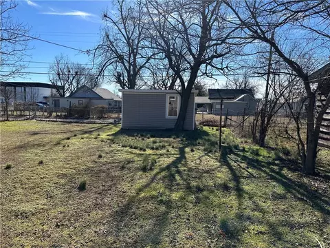 228 E Mosier Sts, Norman, OK 73069 photo 13