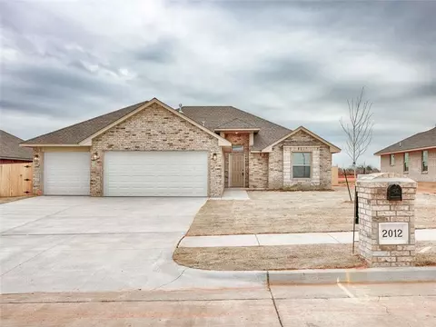 2012 W Blackpowder Way, Mustang, OK 73064