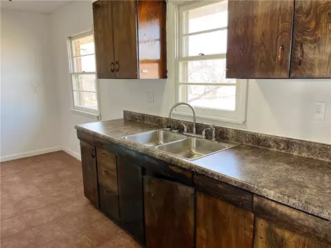 1007 Asalee St, Altus, OK 73521 photo 8