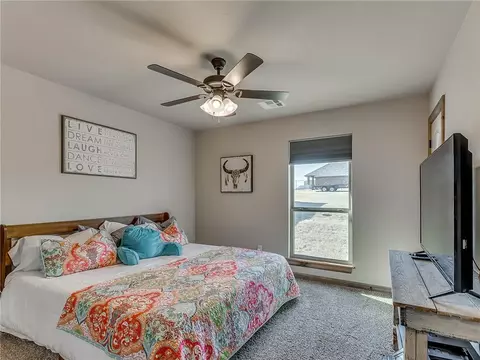 2131 E Sooner Rd, Tuttle, OK 73089 photo 22