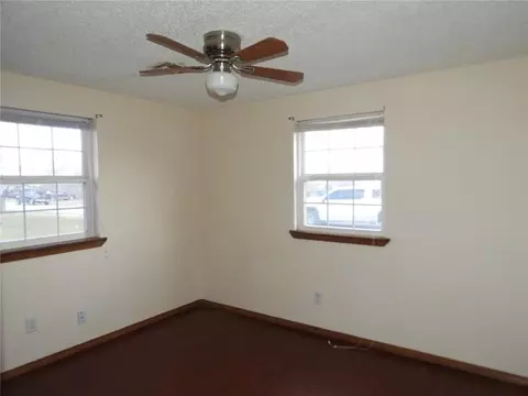 108 Windsor Dr, Chickasha, OK 73018 photo 11