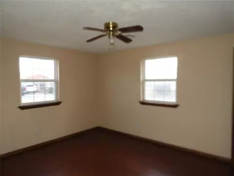 108 Windsor Dr, Chickasha, OK 73018 photo 10
