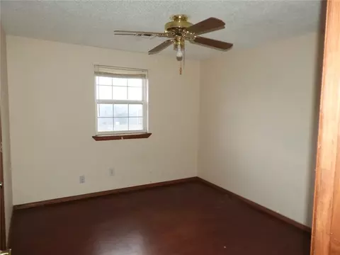 108 Windsor Dr, Chickasha, OK 73018 photo 8