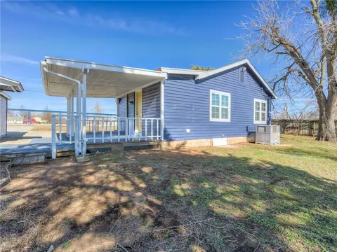 20588 Walker St, Harrah, OK 73045 photo 29
