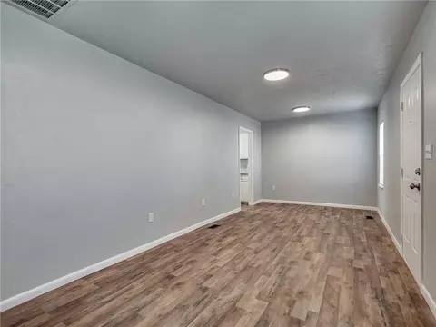 20588 Walker St, Harrah, OK 73045 photo 6