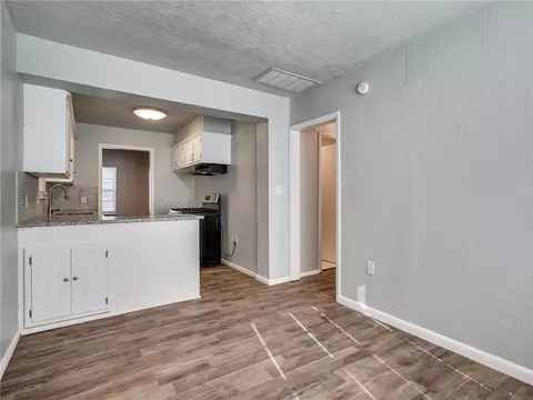 20588 Walker St, Harrah, OK 73045 photo 15