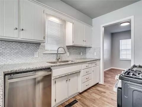 20588 Walker St, Harrah, OK 73045 photo 12