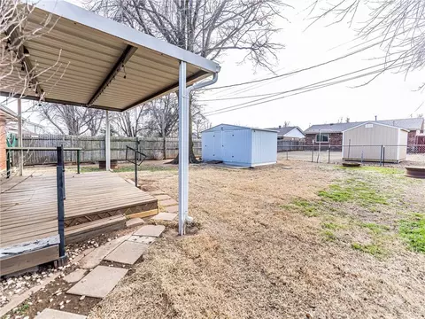 210 E Cherry Ave, Yukon, OK 73099 photo 22