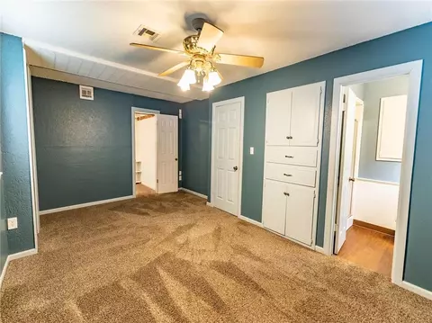 210 E Cherry Ave, Yukon, OK 73099 photo 18