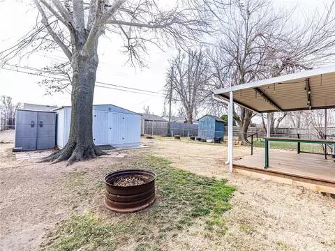 210 E Cherry Ave, Yukon, OK 73099 photo 25