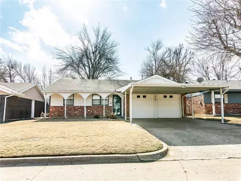 210 E Cherry Ave, Yukon, OK 73099 photo 1