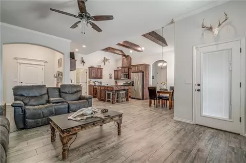 20768 Tempe Ave, Harrah, OK 73045 photo 11