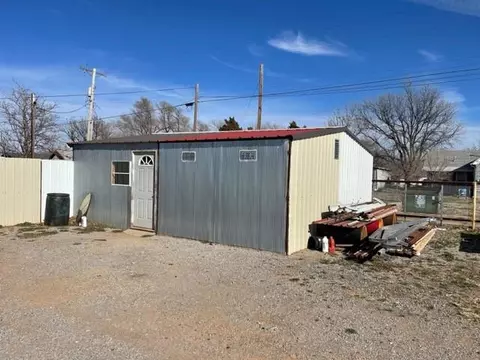 103 E Broadway, Canute, OK 73626 photo 4