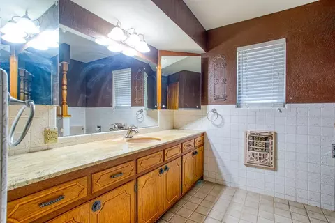 320 W 11th St, Watonga, OK 73772 photo 11