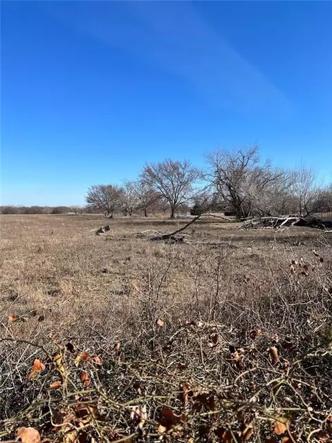 Johnson Road, Shawnee, OK 74804