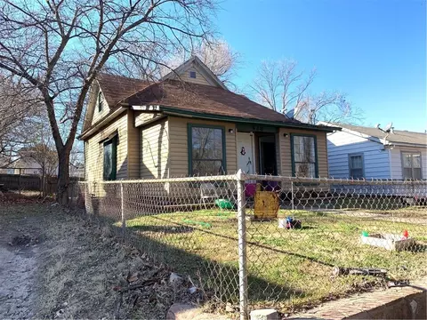 928 N Park Ave, Shawnee, OK 74801
