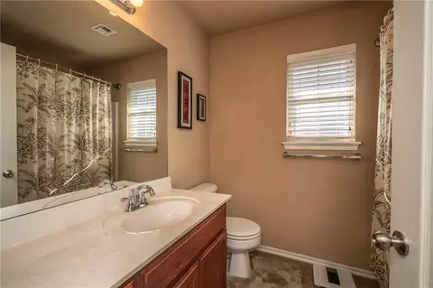 4105 Queens Dr, Moore, OK 73160 photo 25