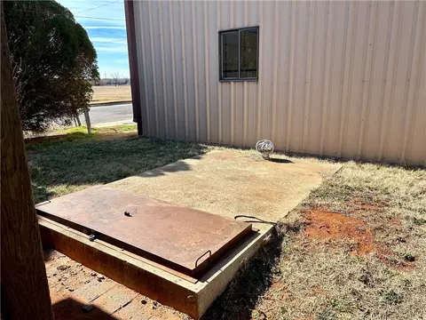 301 Apache Trl, Foss, OK 73647 photo 20