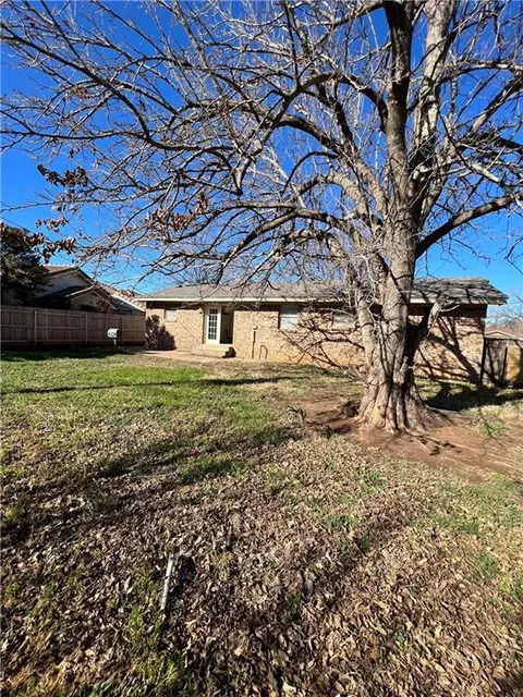 312 Cameron St, Altus, OK 73521 photo 10