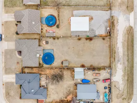 304 E Olympic Dr, Yukon, OK 73099 photo 31