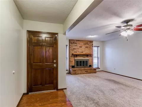 2008 Oak Forest Dr, Norman, OK 73071 photo 5