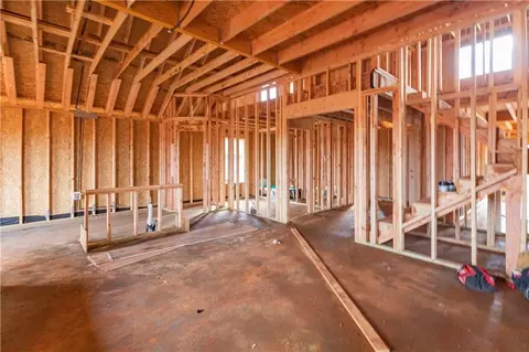 2909 Hazel Holw, Moore, OK 73160 photo 4