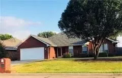 512 S Quail Run, Altus, OK 73521 photo 2
