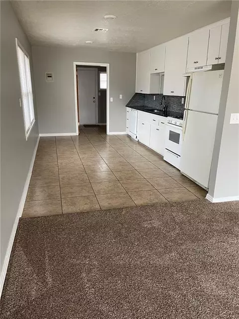 712 E Symmes St, Norman, OK 73071 photo 3