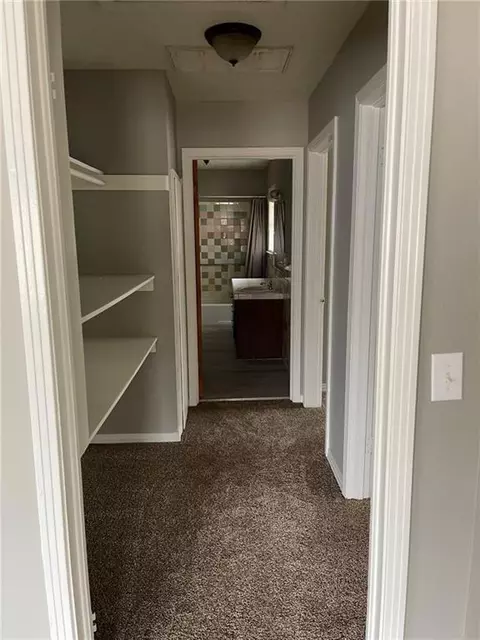 712 E Symmes St, Norman, OK 73071 photo 9