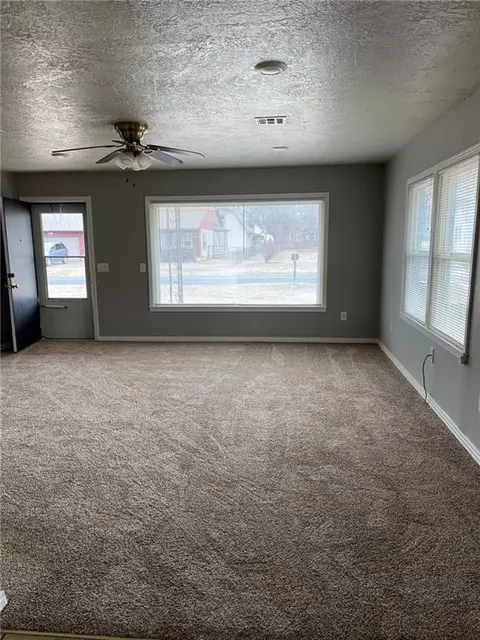 712 E Symmes St, Norman, OK 73071 photo 7